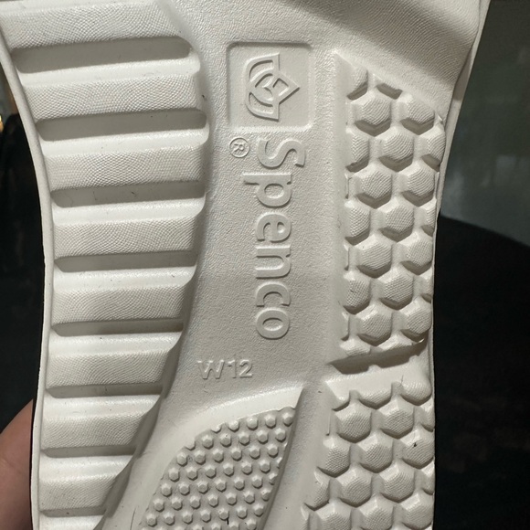 Spenco/Revitalign slip ons - Picture 3 of 3